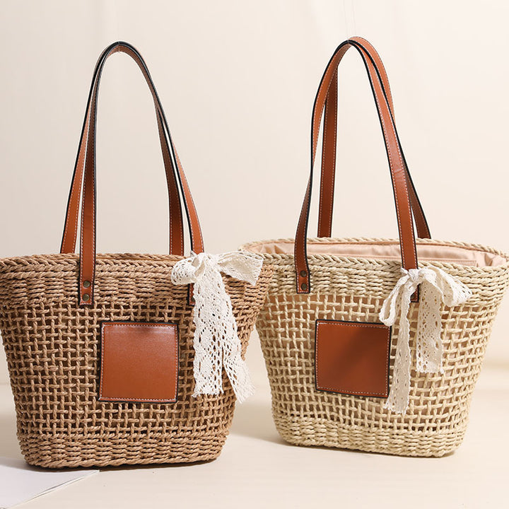 Handmade straw bag with elegant leather accents Bowlift