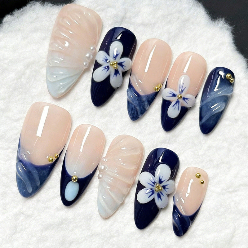 Floral Themed Press-On Nail Set Bowlift