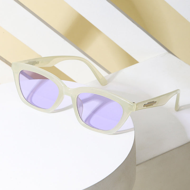 Women's fashionable Cat-Eye sunglasses with transparent frame and mirrored lenses Bowlift
