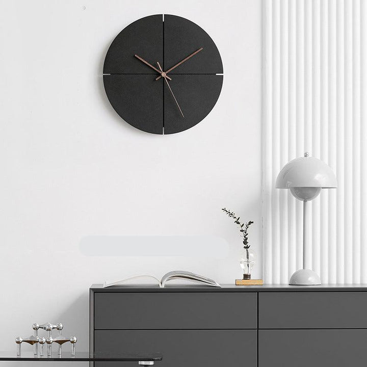 EchoTime - Wall clock with silent sweep Bowlift