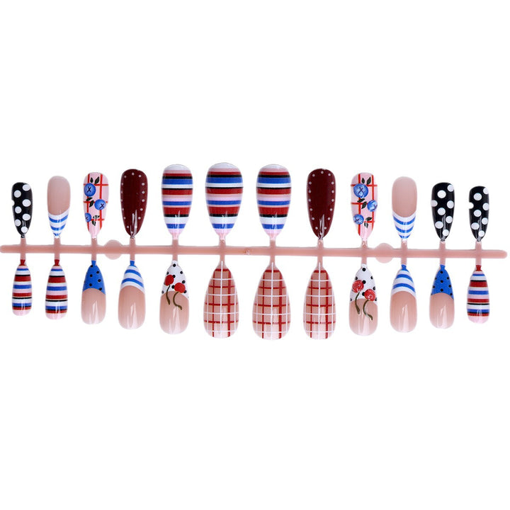 Artful Fingernails In An Unusual Design Bowlift