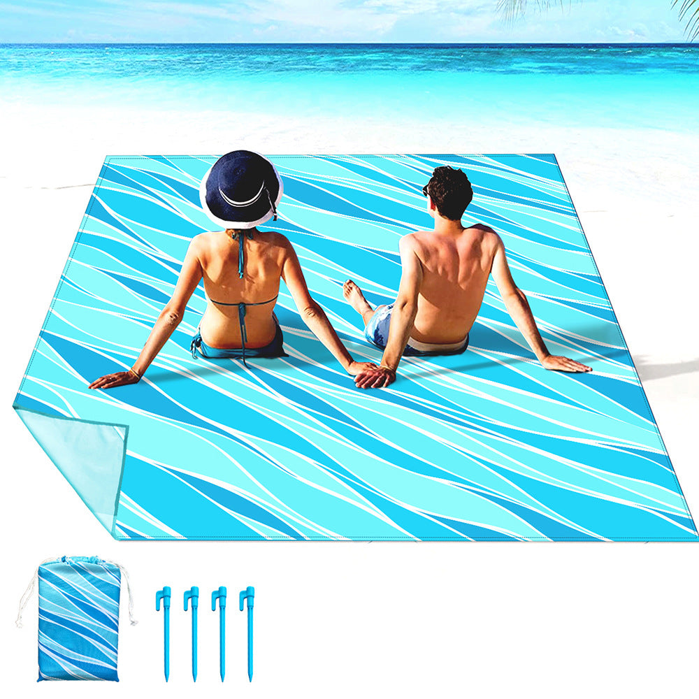 Beach blanket with maritime turtle motif Bowlift