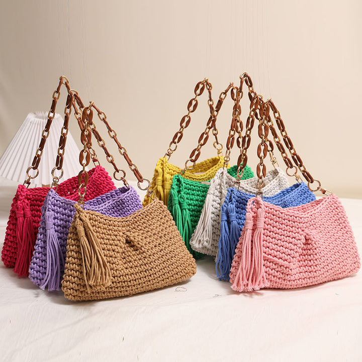 Handcrafted macrame bag with fashionable fringes Bowlift