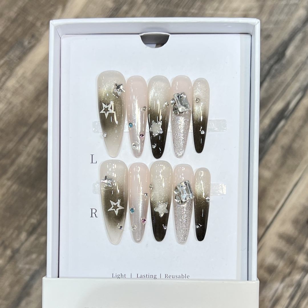 Artistic Stiletto Press-On Nail Set with Decorative Rhinestones Bowlift