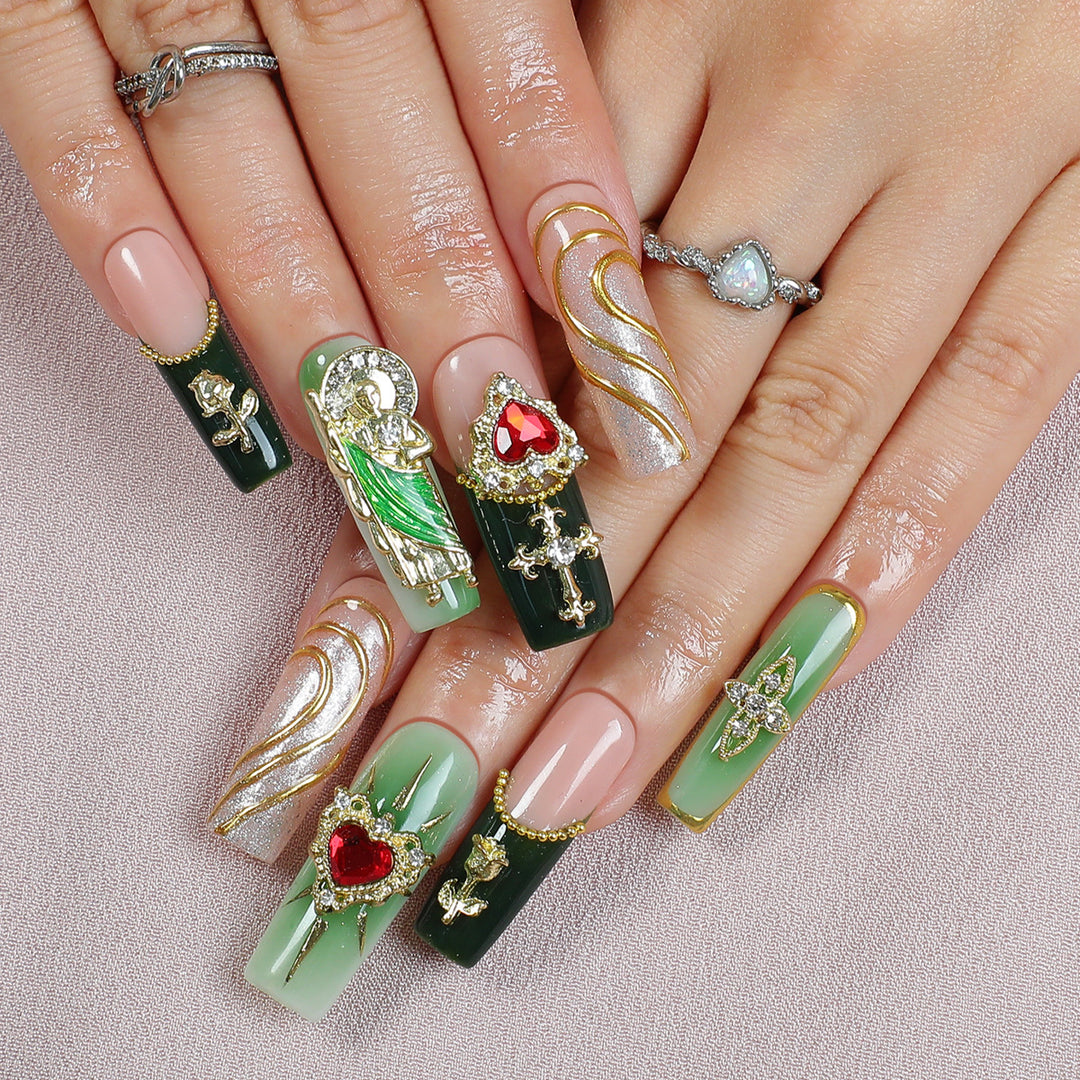 Artificial nail set with luxurious 3D embellishments Bowlift
