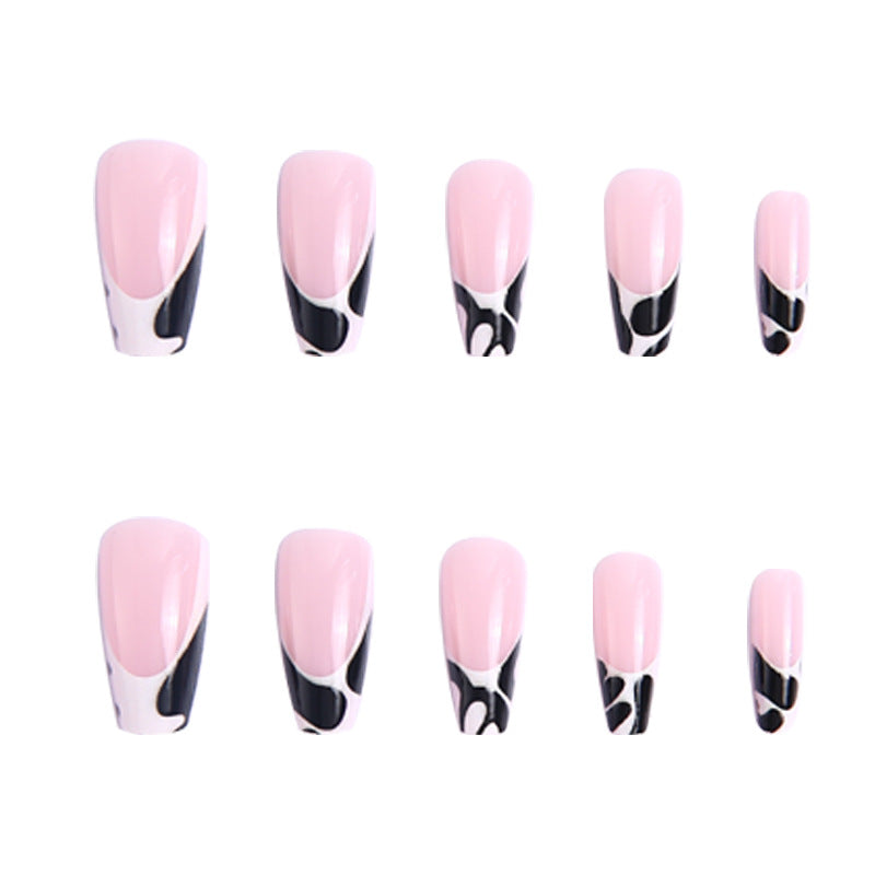 Exclusive artificial nails with elegant black and white patterns Bowlift
