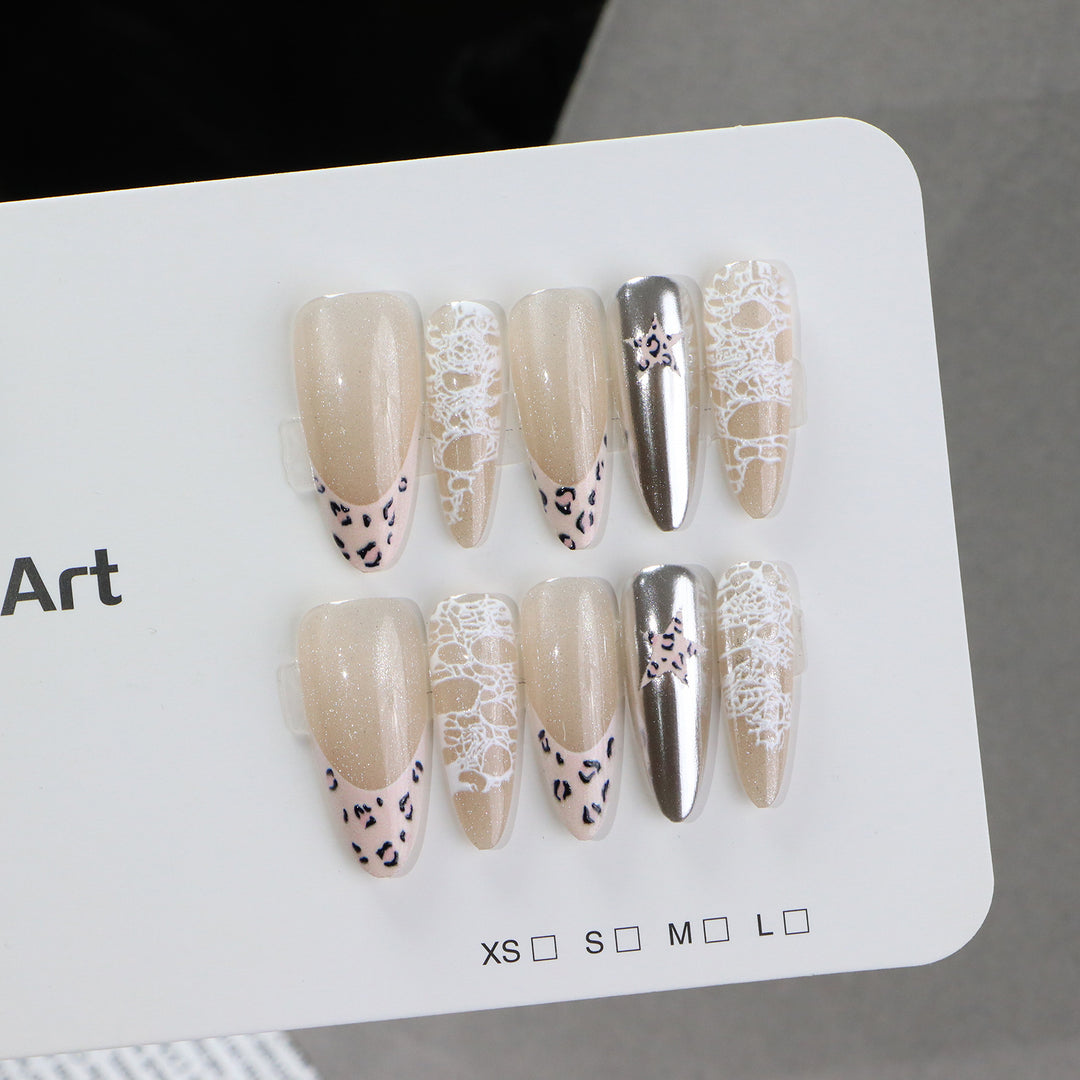 French Tip Press-On Nail Art Bowlift