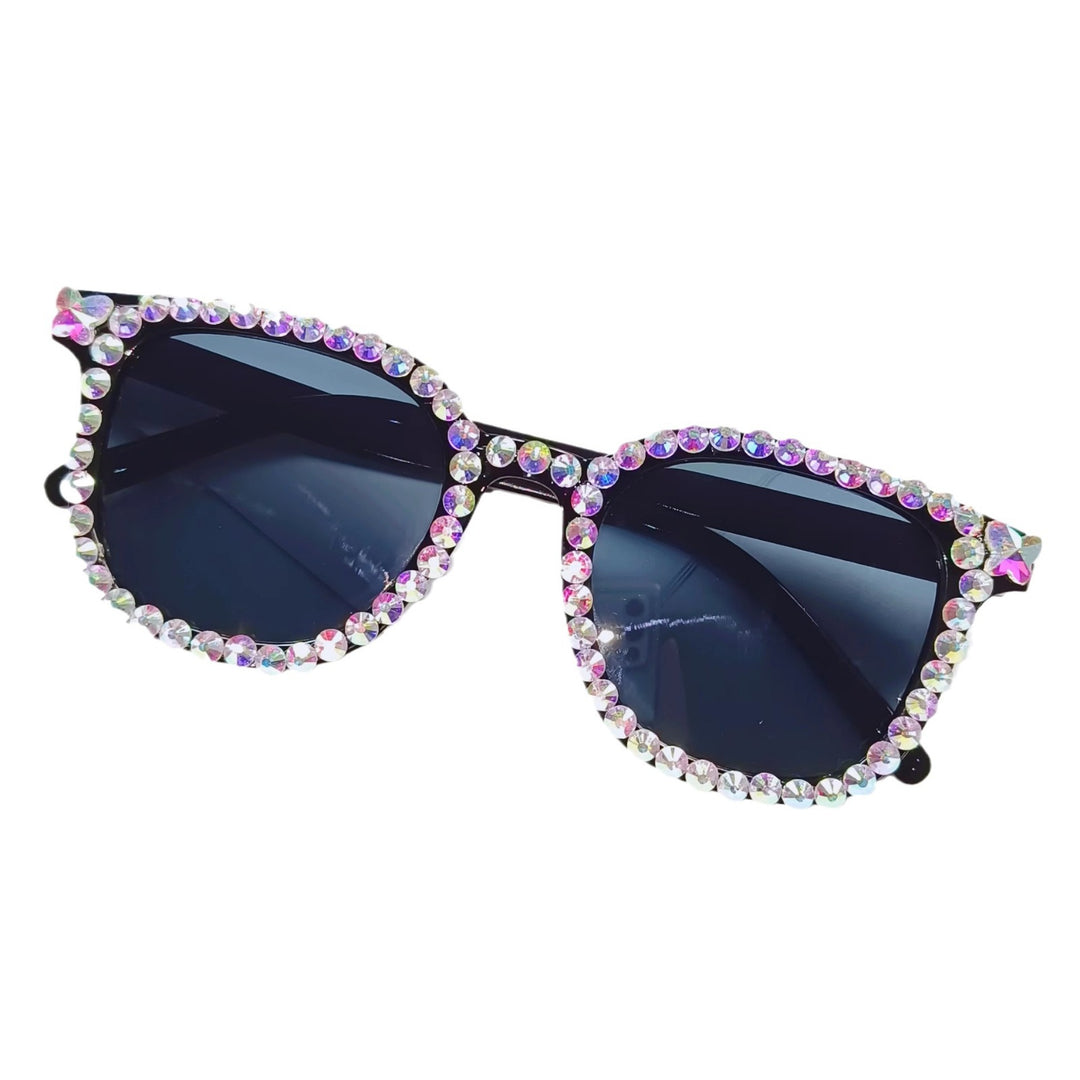 Fashionable Rhinestone-Embellished Sunglasses Bowlift