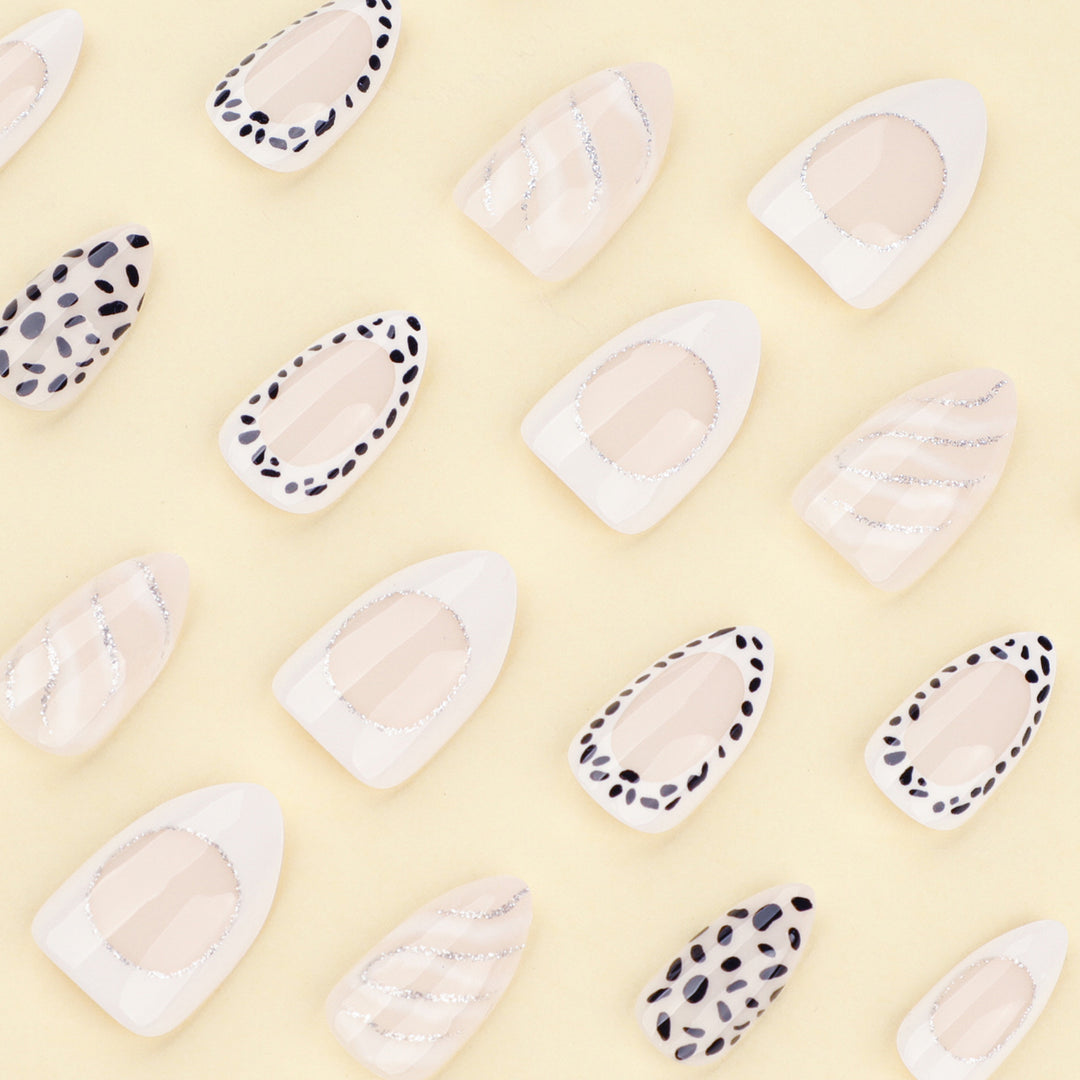 Trendy nail art in creative stiletto design Bowlift