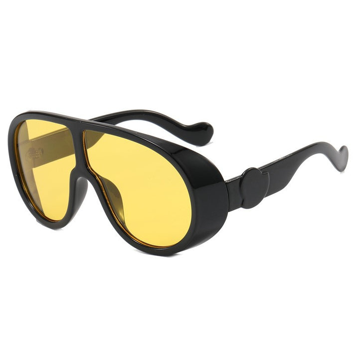 Women Sporty Oversized Sunglasses with Innovative Design Bowlift