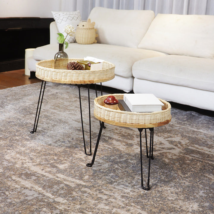 Decorative side table made of braided material Bowlift