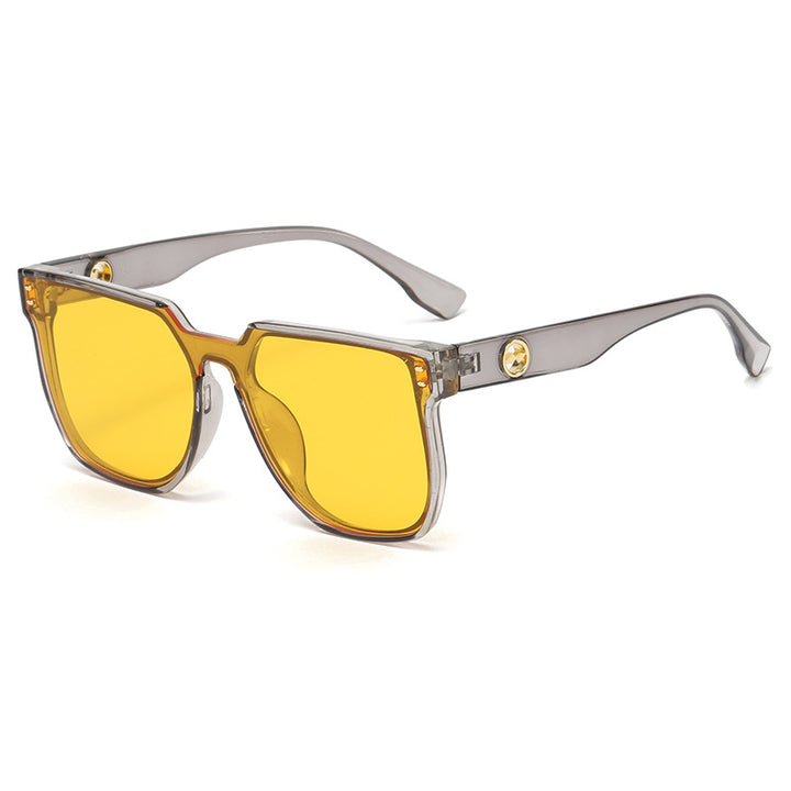 Women striking sunglasses with a distinctive geometric frame Bowlift