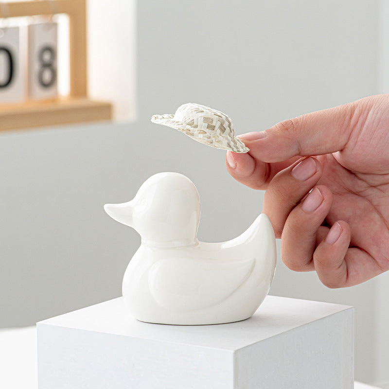 Decorative ceramic duck Bowlift