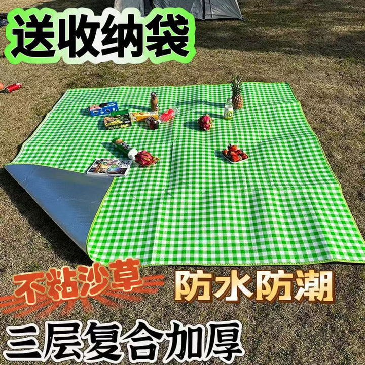 Picnic blanket with waterproof underside Bowlift