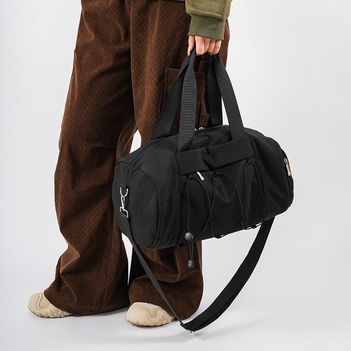 Sports gym bag with innovative compartment design Bowlift
