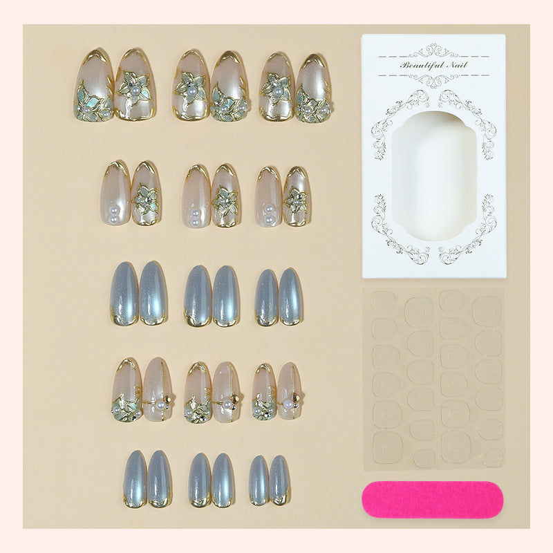 Elegant Floral Embellished Press-On Nail Set Bowlift