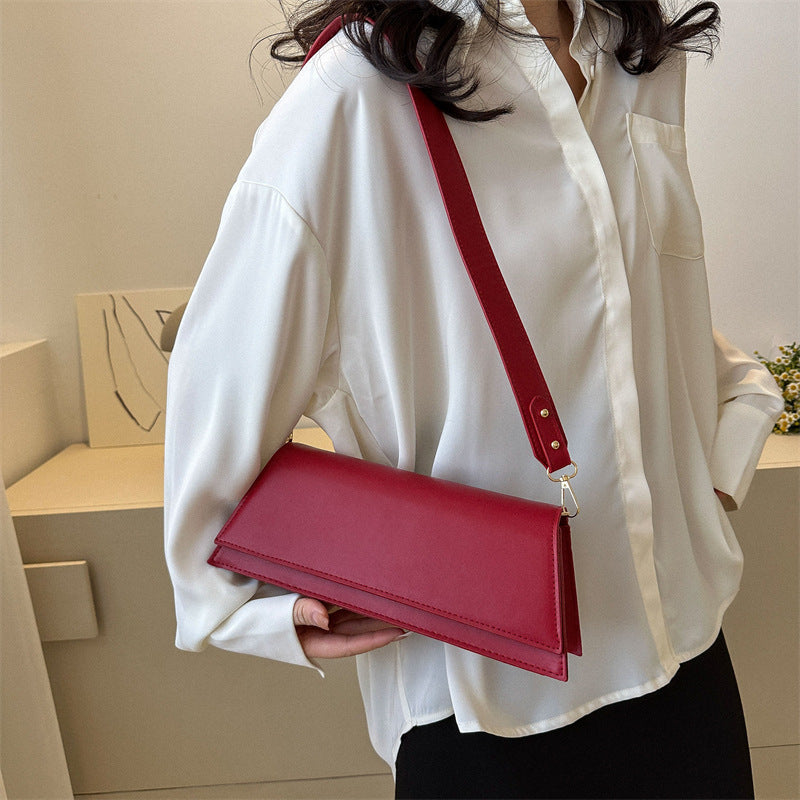 Minimalist Structured Crossbody Bag Bowlift