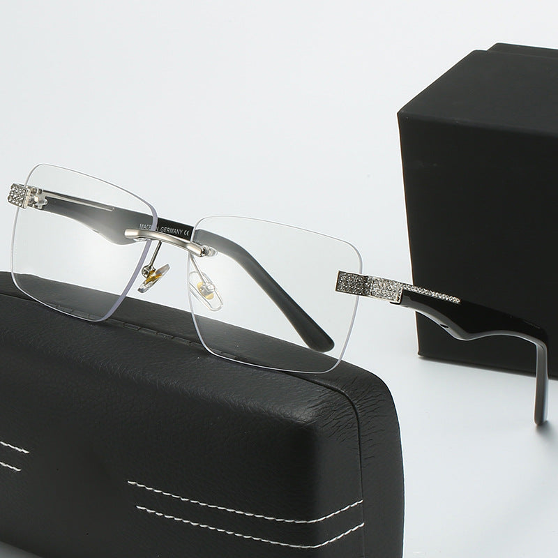 Ladies fashionable sunglasses in elegant square design Bowlift