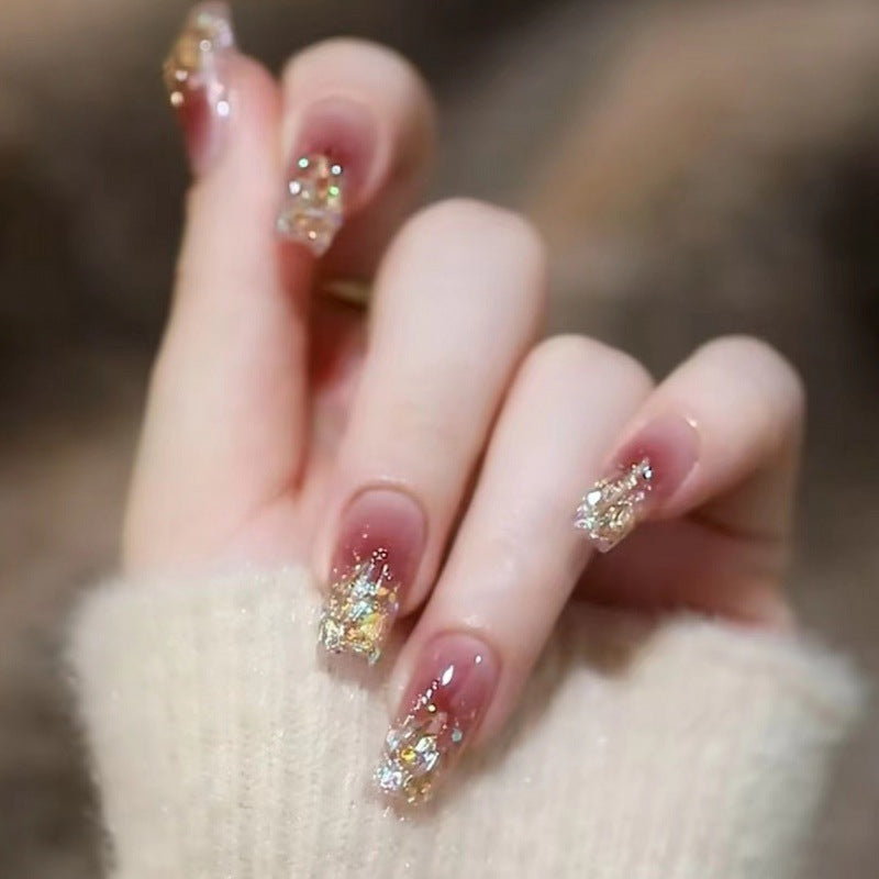 Artificial nails with heart design Bowlift