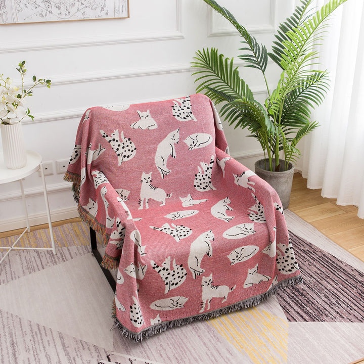 Cozy Pet-Themed Throw Blanket