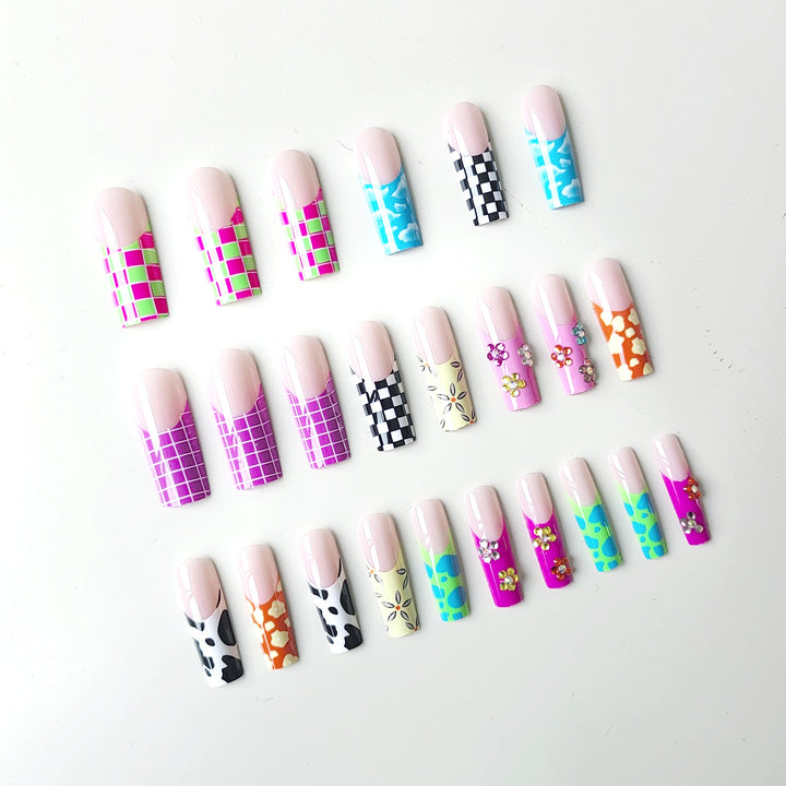 Nail art set with creative designs and shimmering accents Bowlift