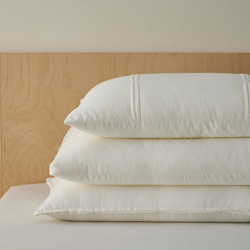 Ergonomic Hotel Sleep Pillow with Adjustable Support Bowlift