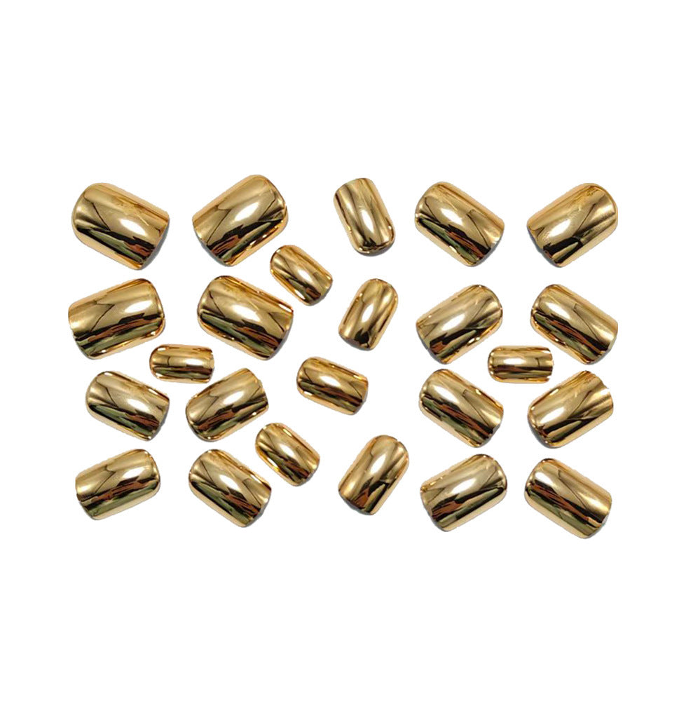 High-gloss artificial nails in a luxurious metallic look Bowlift