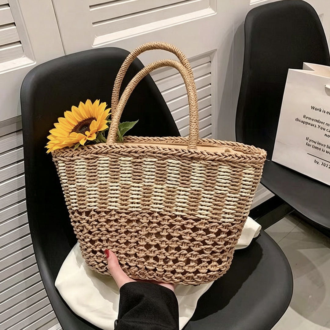 Handbag Made of Woven Natural Material with Airy Structure Bowlift