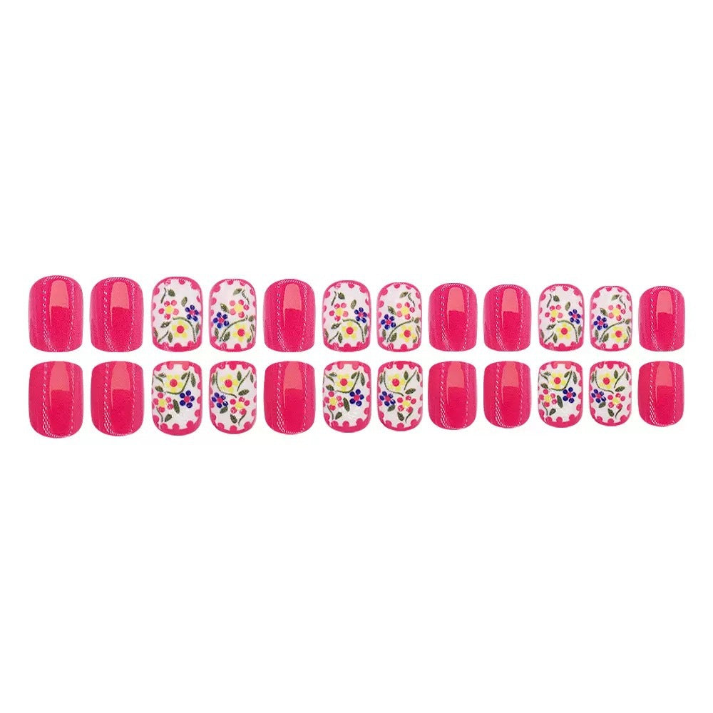 Handmade Nail Design Bowlift