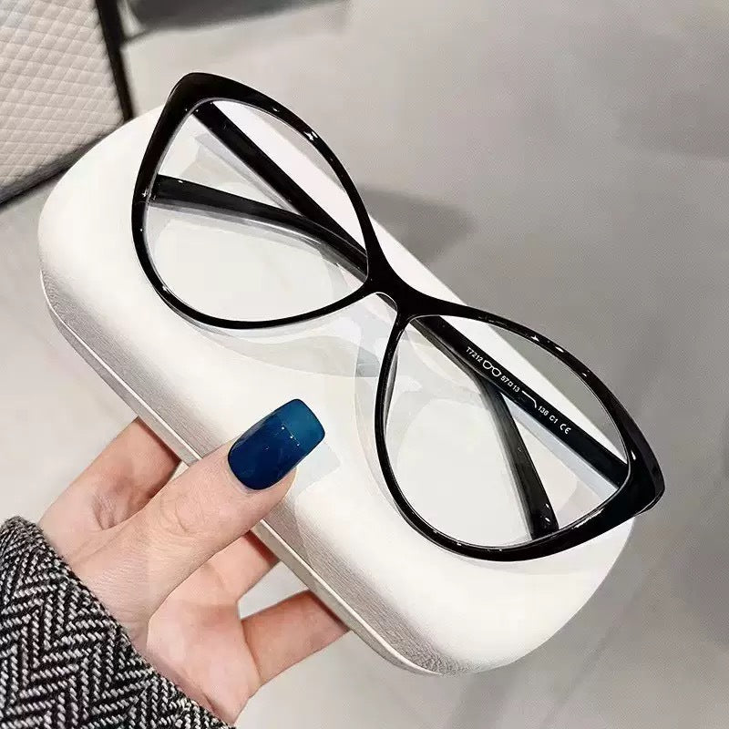 Fashion Eyewear Bowlift