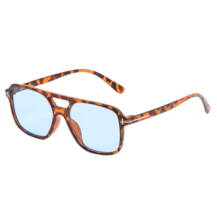 Women’s fashionable sunglasses in trendy tortoiseshell design Bowlift