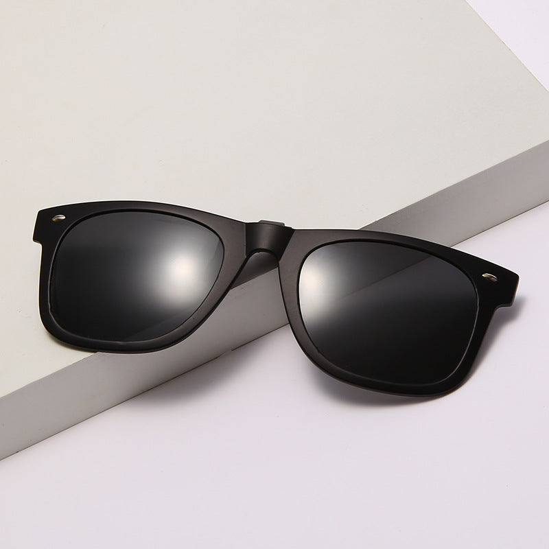 Ladies sunglasses in stylish sports design Bowlift