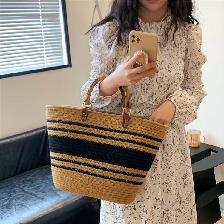 Large beach bag with bamboo handles Bowlift