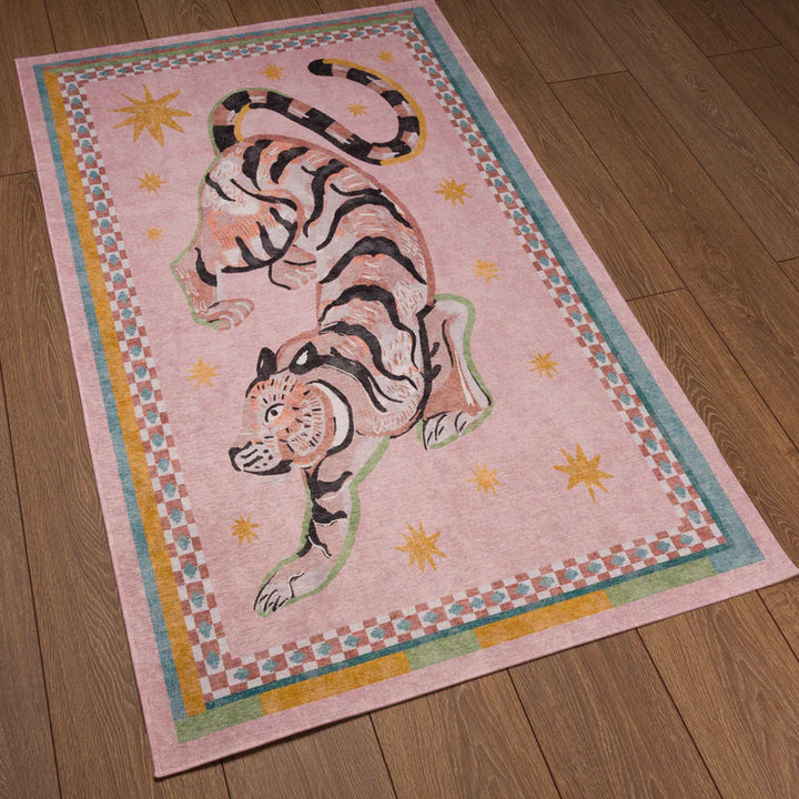 Artistic Tiger-Themed Area Mat