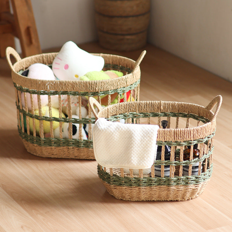 Handcrafted storage basket with natural material Bowlift