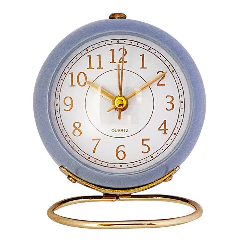 Vintage Desk Clock in Elegant Retro Design Bowlift