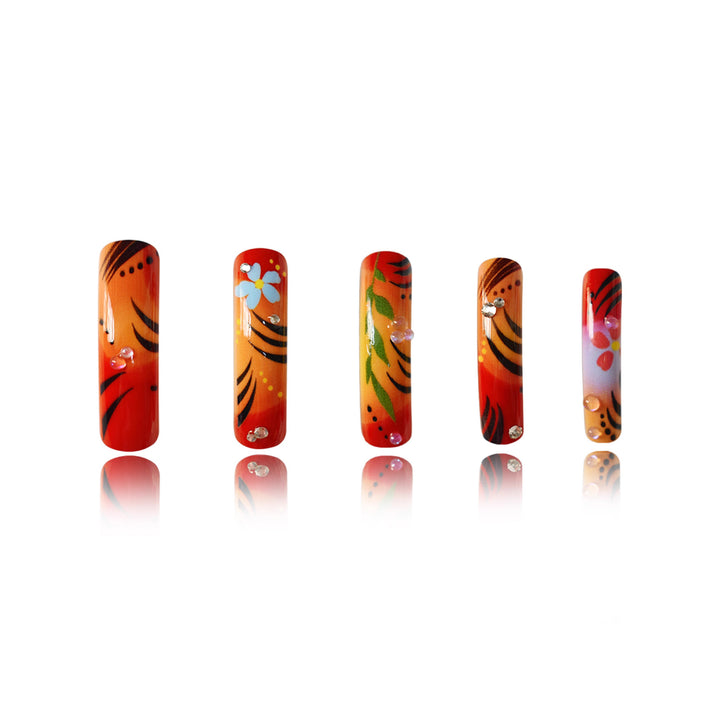 Artfully Designed Floral Press-On Nails Bowlift