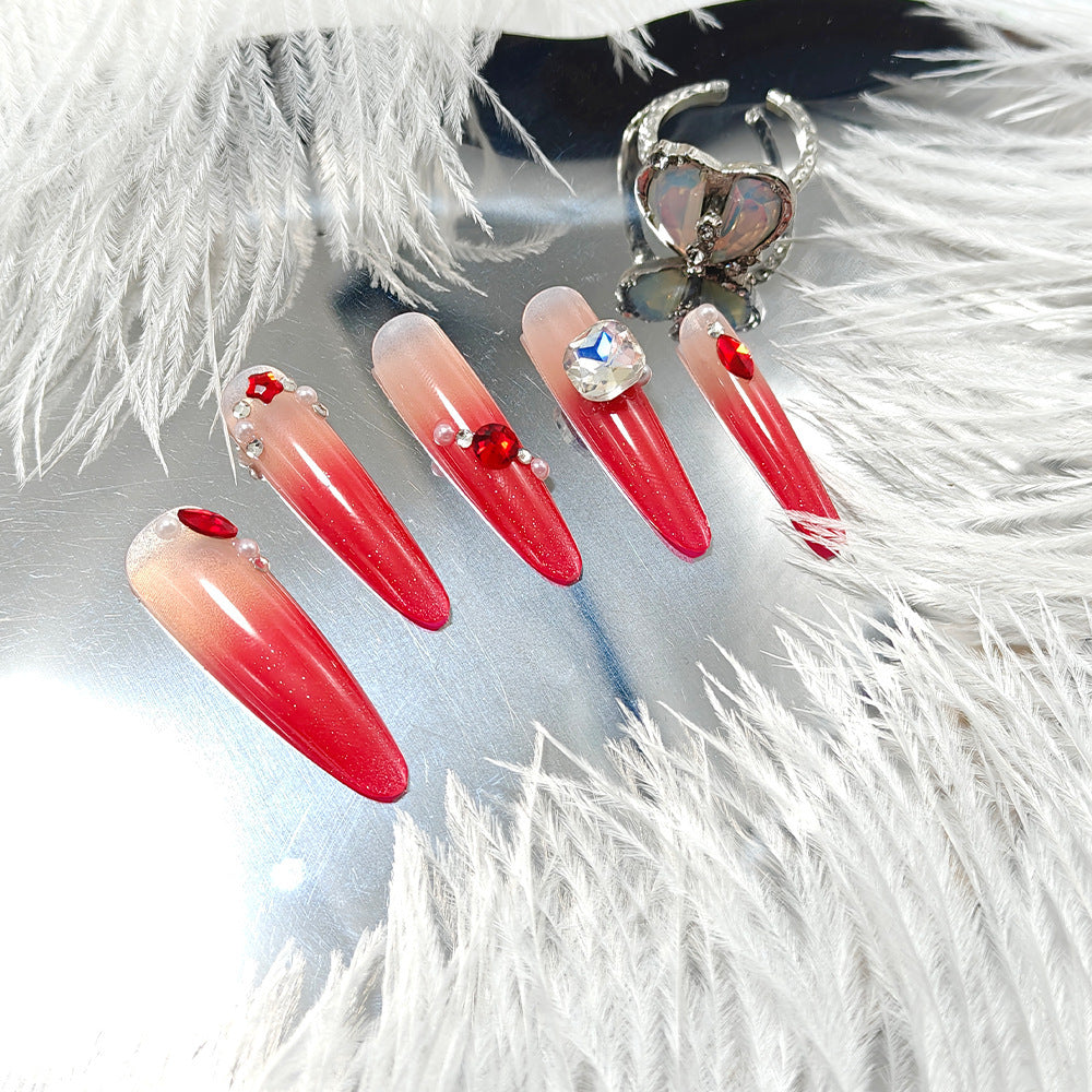 Glamorous artificial nail tips Bowlift