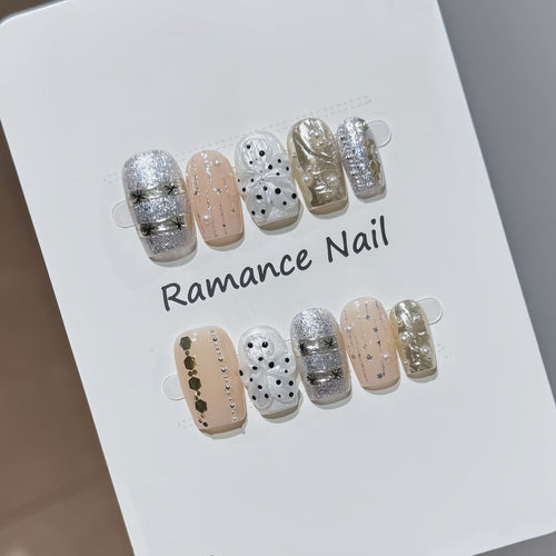 Stick-On Nail Art Bowlift