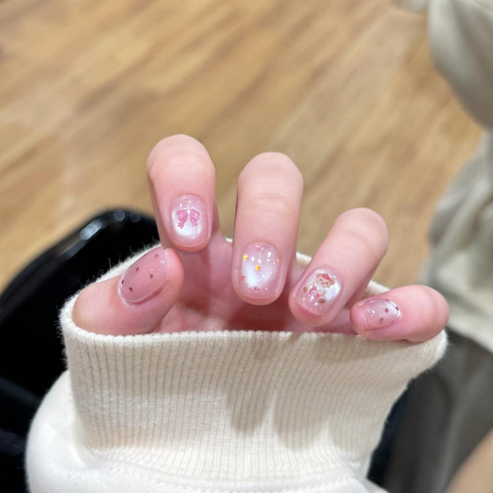 Artificial Nail Art Tips with Romantic Designs Bowlift