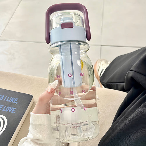 Ladies drinking bottle with fresh fruit infusion system Bowlift