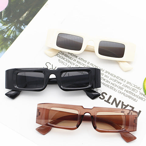 Ladies Fashion Square Sunglasses with Animal Print Bowlift