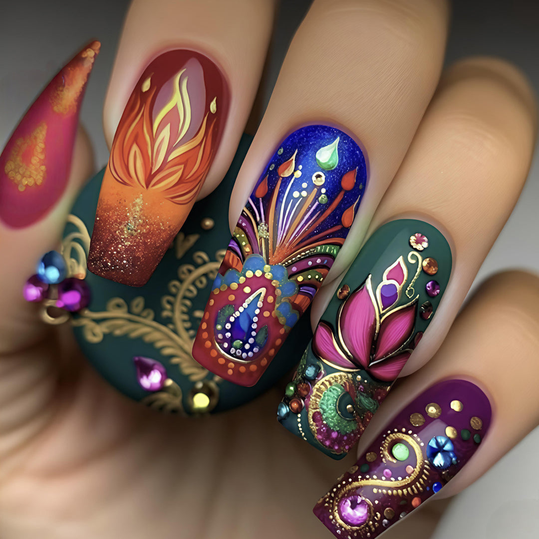 Artificial nails with eccentric ornament design Bowlift