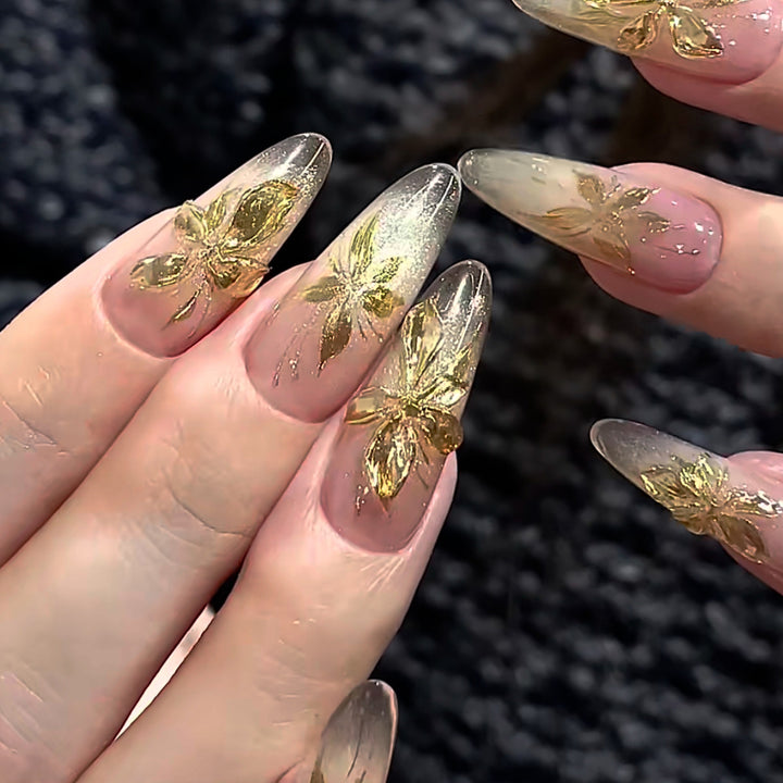 Floral-Inspired Press-On Nail Set Bowlift