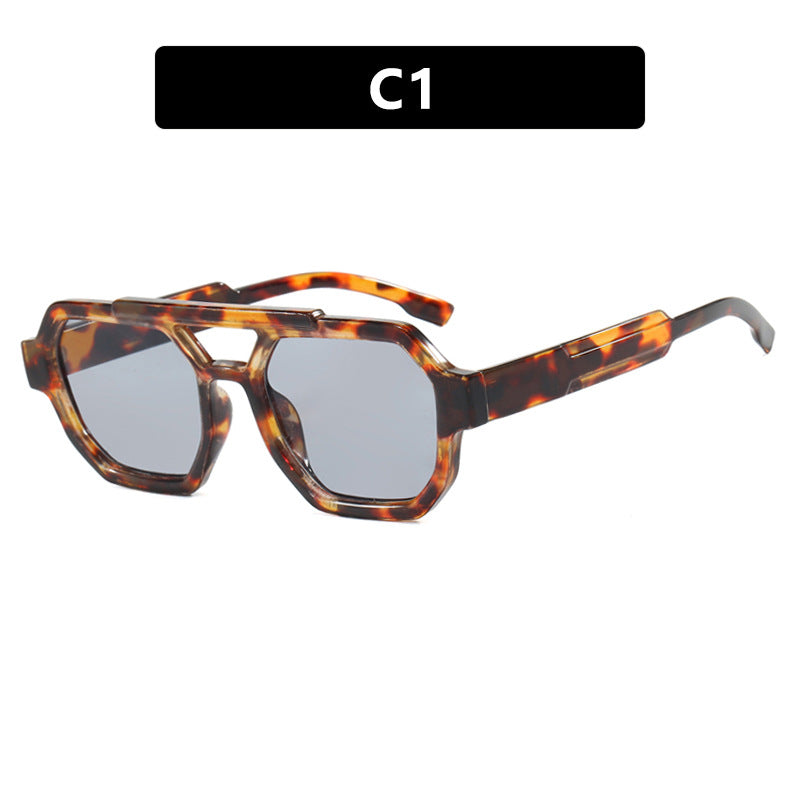 Women's oversized sunglasses in a masculine design Bowlift