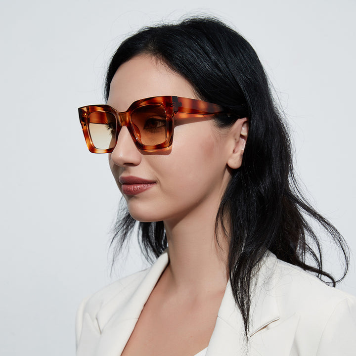 Women's trendy square sunglasses with transparent frame Bowlift