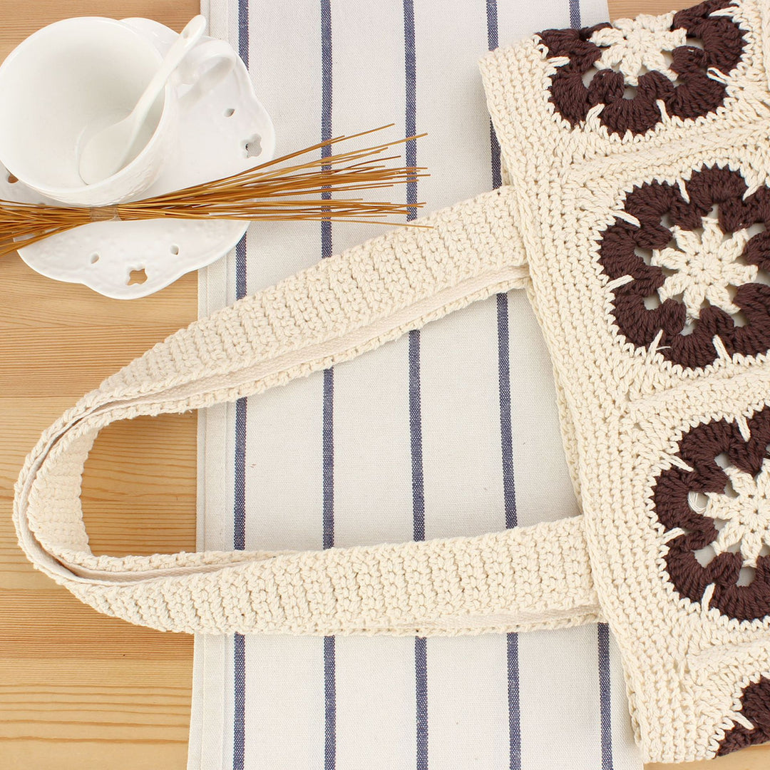 Hand-knotted shopping bag with floral design Bowlift