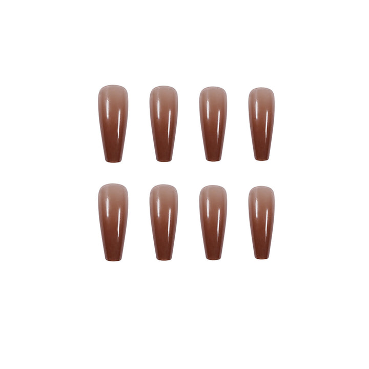 Luxurious artificial nails in modern stiletto design Bowlift