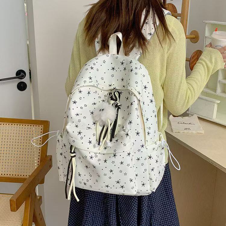 Playful backpack with practical accessories Bowlift