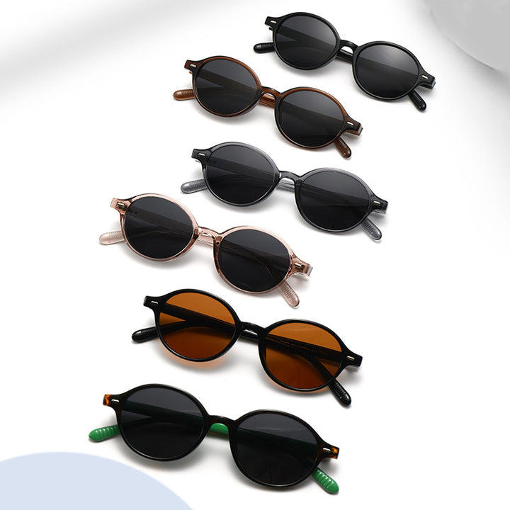 Ladies fashionable sunglasses in classic round design Bowlift